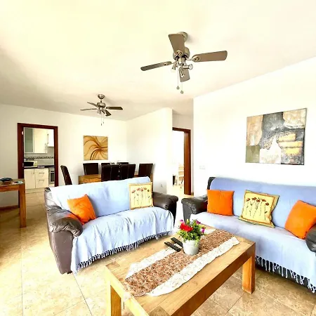 Encantadora Villa Con Piscina Privada, Wifi, A/C, Bbq, Playa Blanca Playa Blanca (Lanzarote)