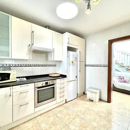 Villa Encantadora Villa Con Piscina Privada, Wifi, A/C, Bbq, Playa Blanca *